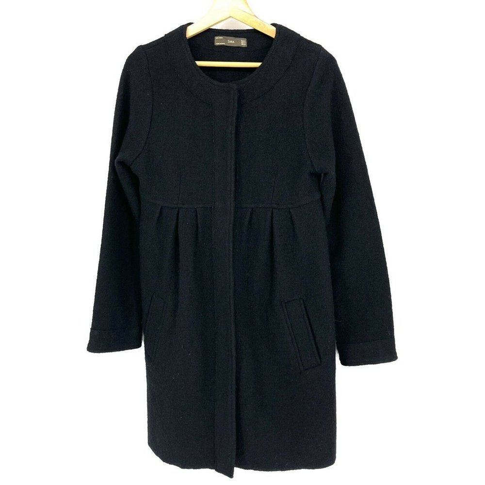 Size Medium ZARA Women's 100% Wool Solid Coat